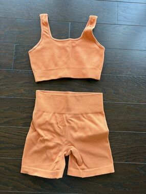 Seamless Ribbed Orange Crop Tank & High-Waist Biker Shorts Set
